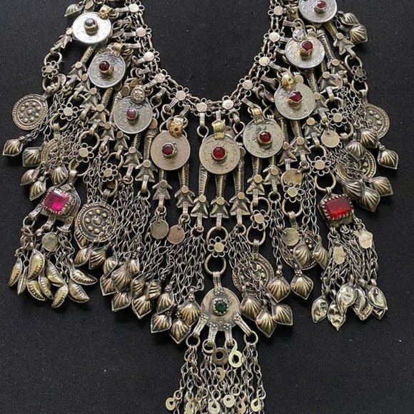 Vintage Afghan Necklace Embellished with Fish Motifs, Oversized Chokers - Picture 7 of 10